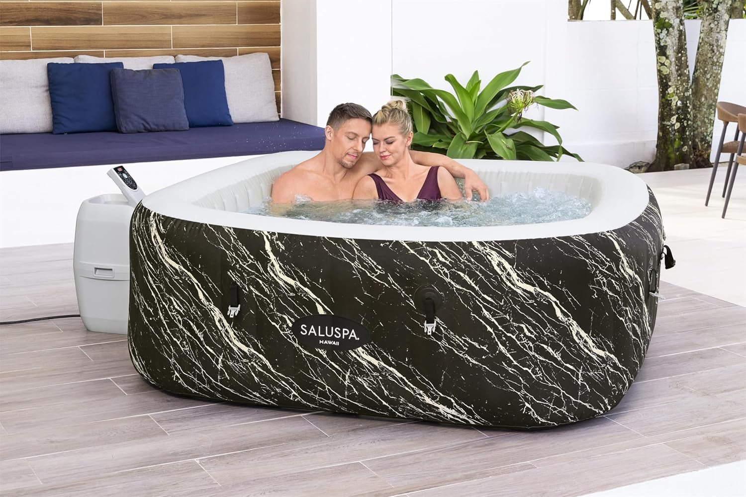 Smart App Control LED Hot Tub 4 - 6 - RealmSelect